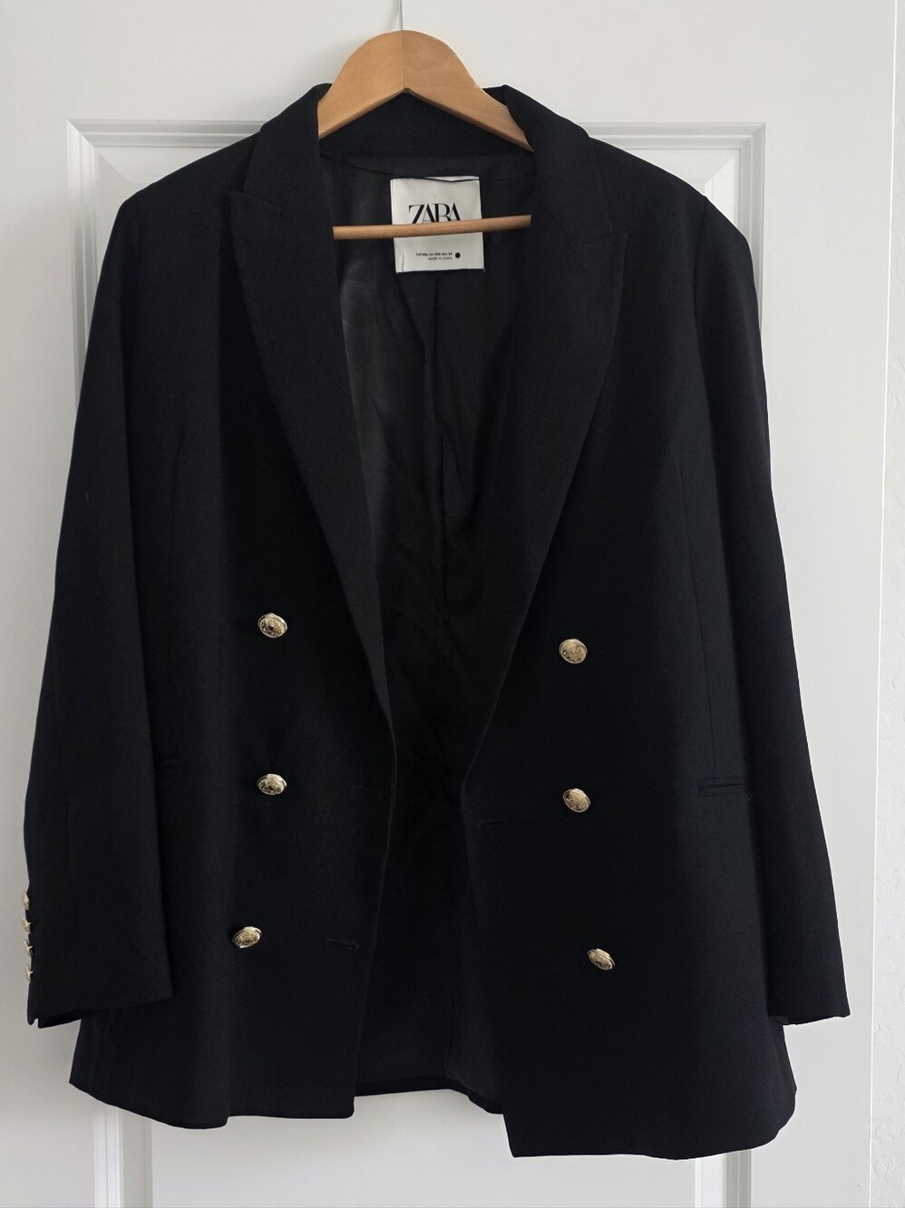 ZARA Military Black Blazer with Gold Detail And Shoulder Pads. Plus Size XXL.